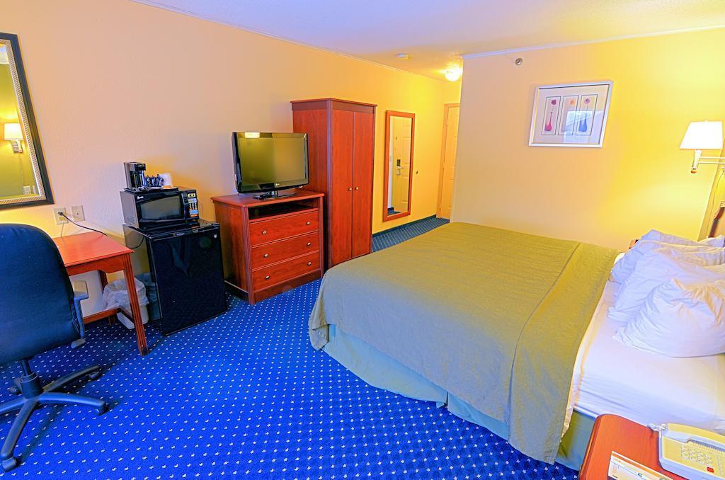 Quality Inn Merrimack - Nashua Exterior foto